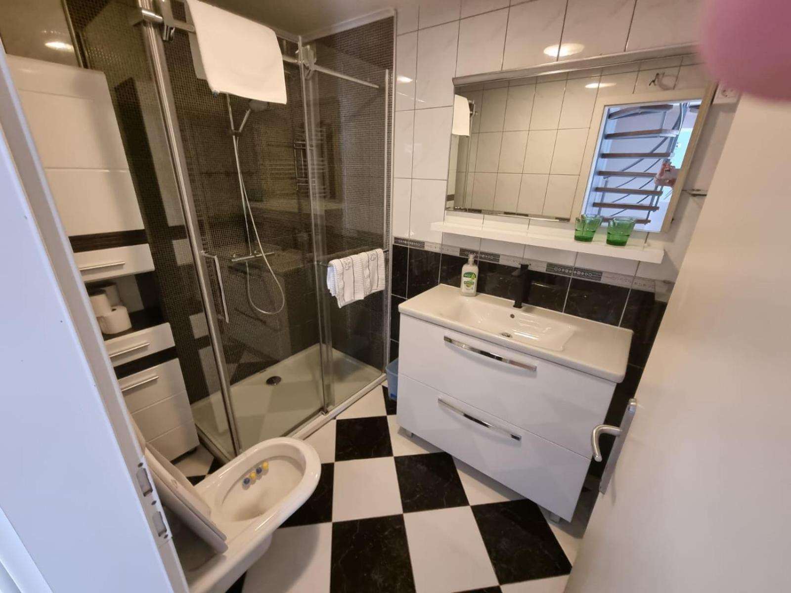 Apollo Makarska Premium Apartman Eksteriør billede